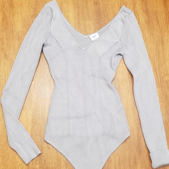 Abercrombie & Fitch Light Gray Ribbed Bodysuit - Picture 1 of 5